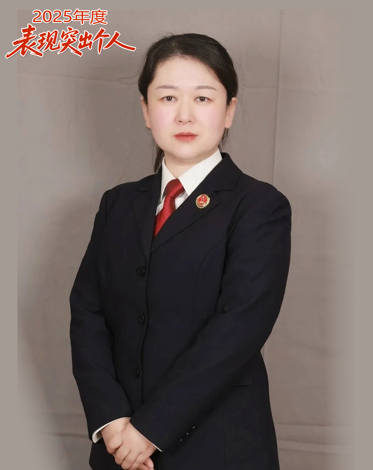 曹莉小.png